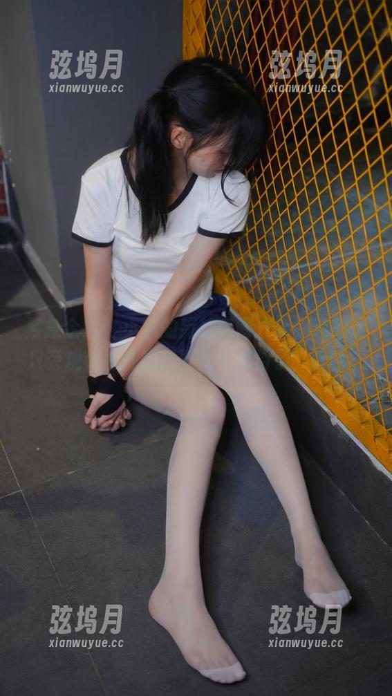 紧急企划 - 小枫的旅拍套图分享，连我这只旁观者都开始想要当个模特了，哈哈。