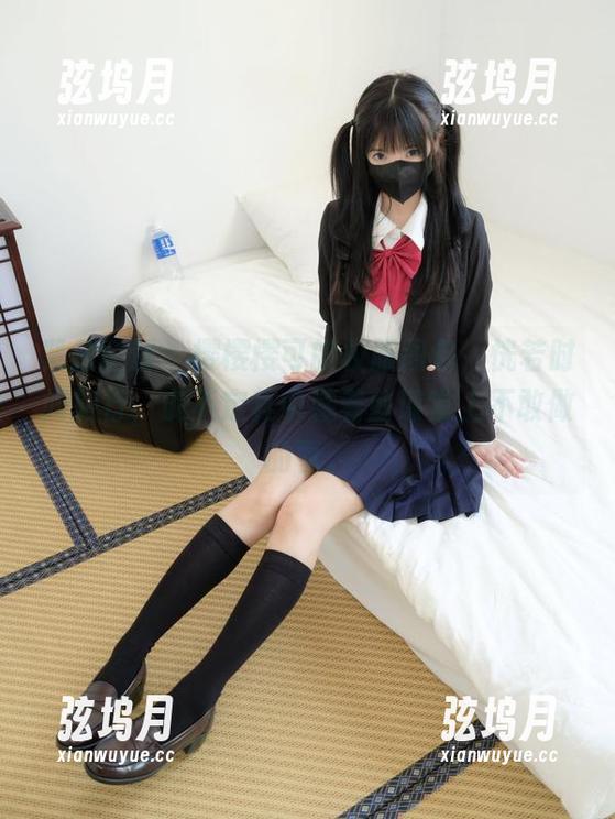 紧急企划-樱樱樱可 紧急企划 - 樱樱樱可的校服图包,恍若时间旅行,说不定其中藏着些课堂上不敢做的事。