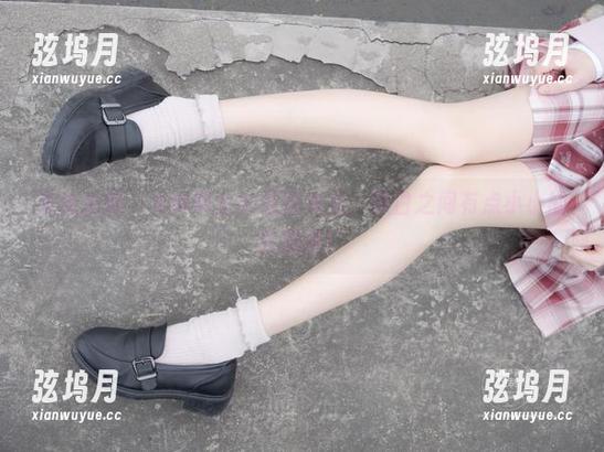 紧急企划 - 龙崎聆音的最新作品，黑白之间有点小小的玄机哦！