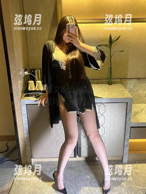 微密圈 - 美邵女Baby的最新图包上线，御姐风范，谁能抵挡？