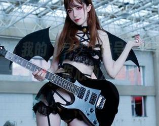 游泳圈成了我的“ラブ”信号,翎柒菜菜全套泳装让你心动没理由!