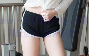 花漾show – 一张最新照片，尤妮丝Egg用镂空让你意外扑空！