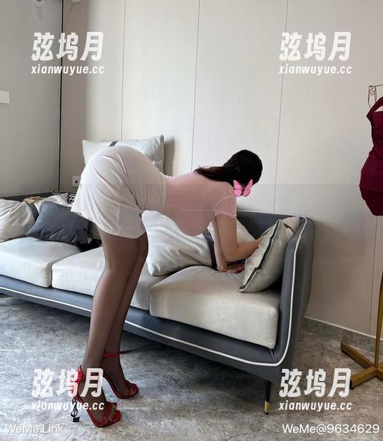 迷人的五姨太 微密圈 - 迷人的五姨太的私拍合集:户外艺术,随便拍拍!多余的话别说了。