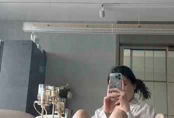 微密圈 – 金希儿的渔网真有魔力,美图让更新变得欲罢不能!