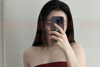 微密圈 – 铁锤姐姐又粗又白的腿，精选图包让你每天都有新期待！
