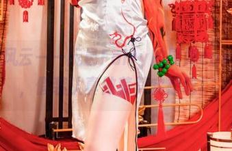 厨房风云——阮邑Fairy的厨娘cos原图,假装认真做菜其实想吃!