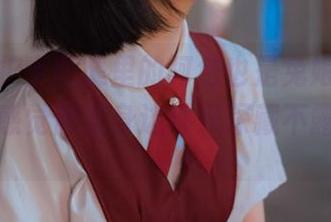 这定制护士图集里的阿包也是兔娘，真心给我的感觉像是身边那只深藏不露的灵魂……