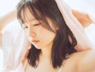 阿半今天很开心的水手服图包——谁说你不能“免费”穿得漂漂亮亮?