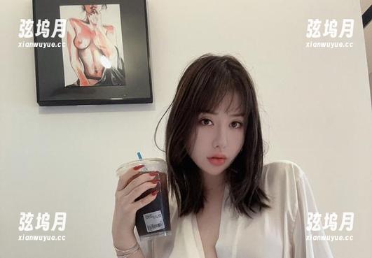 微密圈 - 看到阿色的最新御姐照片，我竟然有点想聊聊了...