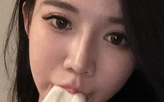 微密圈 – 让人想多看一眼的jk红裙,黎允熙的独家精选集!